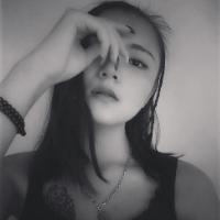 孤獨月影