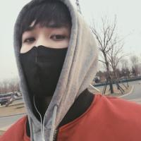 小橘的小白鞋